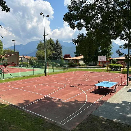 Сasa de vacaciones Le Terrazze: Tra Laghi E Monti *